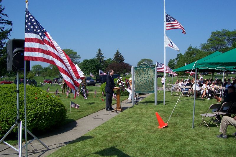 tn_200_ 030.jpg (800x533; 225877 bytes)