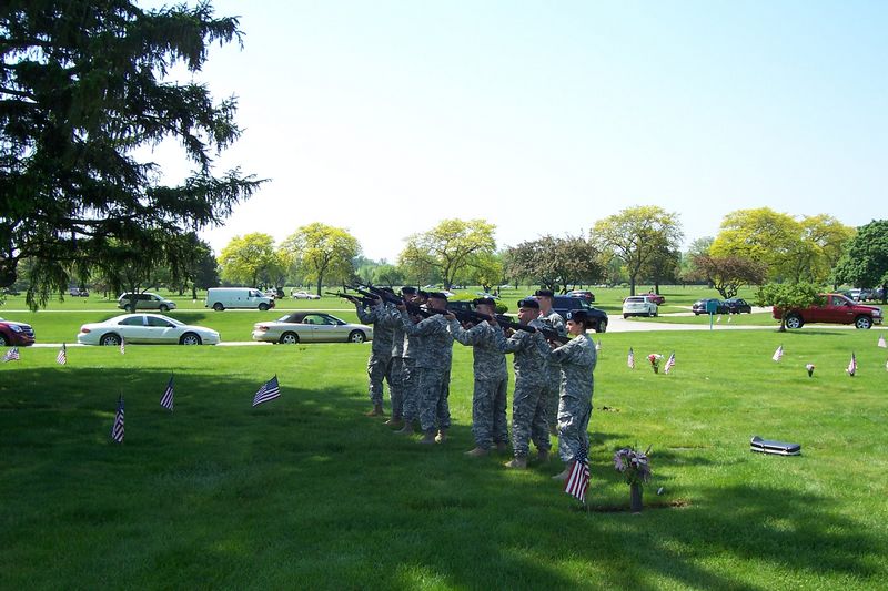 tn_200_ 052.jpg (800x533; 190286 bytes)